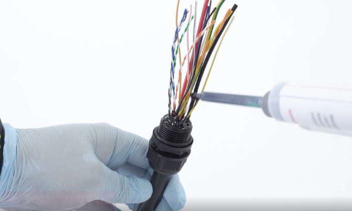 PVC粘接胶在电气行业有哪些应用？（图文展示）