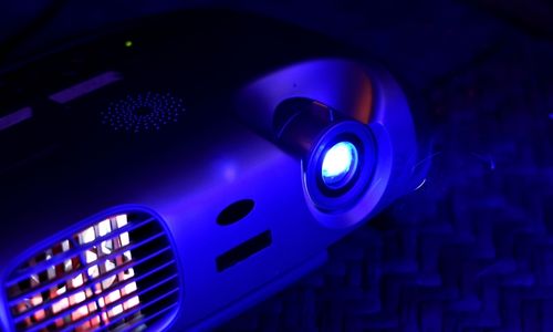 智能投影仪散热