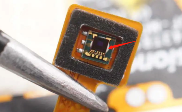 运动手表主板芯片芯片包封用胶方案 运动手表主板芯片芯片包封用胶方案