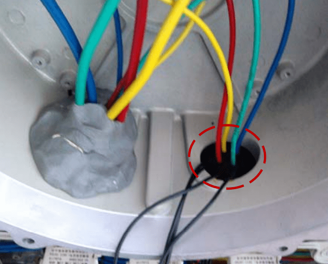 配电箱穿线孔灌封填充方案