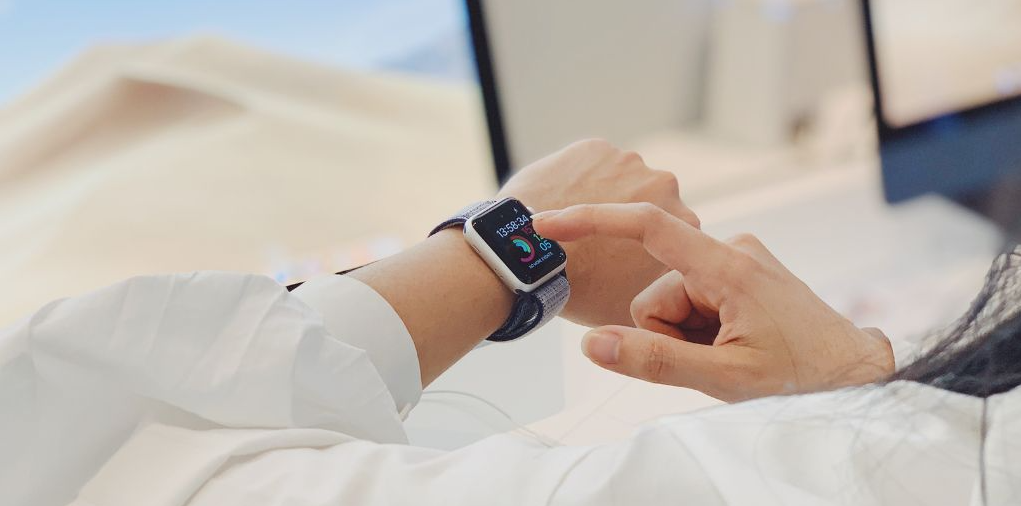 可穿戴电子设备粘合剂 可穿戴电子设备粘合剂